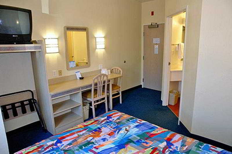 Motel 6-New Orleans, La المظهر الخارجي الصورة