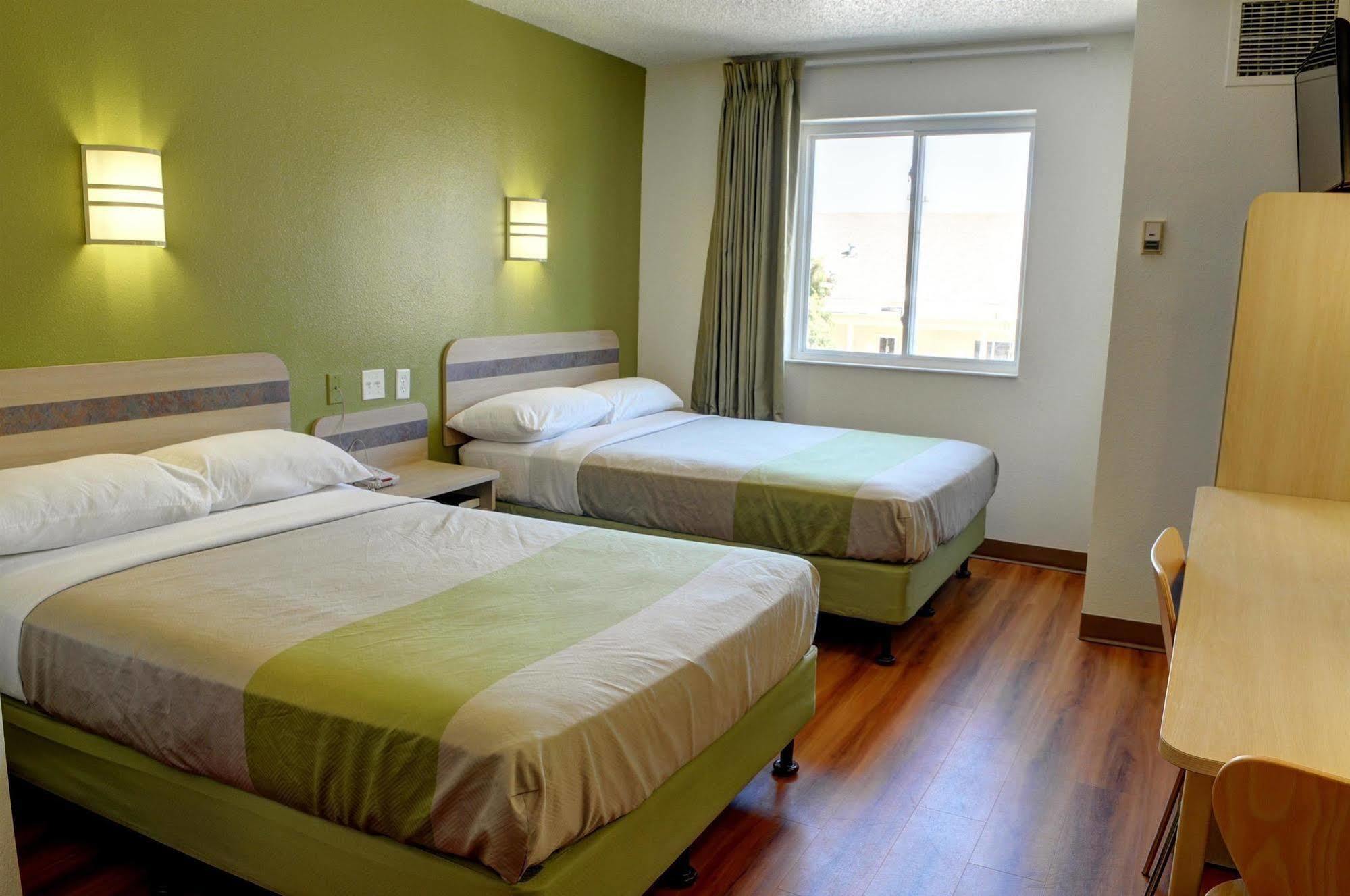 Motel 6-New Orleans, La المظهر الخارجي الصورة